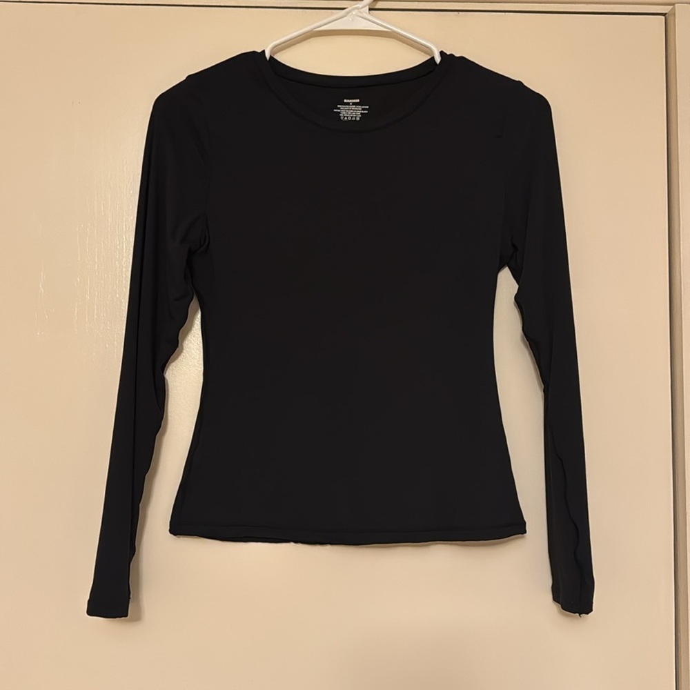 Women’s black double lined long sleeve shirt